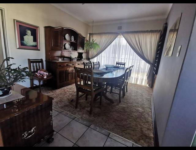 3 BEDROOM HOUSE FOR SALE IN VANDERBIJLPARK CE 5